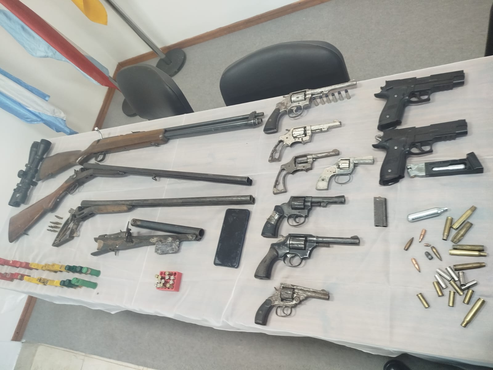 La Policía incautó armas y droga en Villaguay