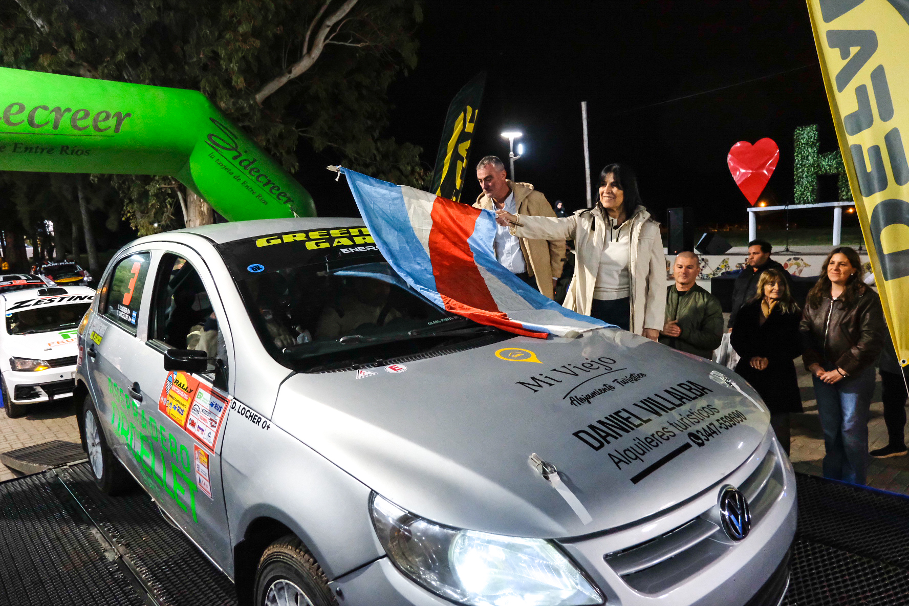 La vicegobernadora acompañó la apertura del Rally Entrerriano en Hernández
